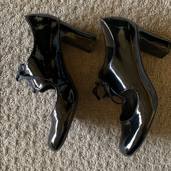 Franco Sarto laced heels - very good used cond - Picture 3 of 5